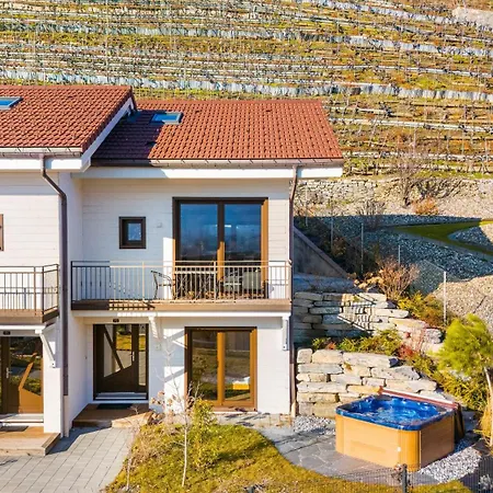 Villa Mitoyenne Proche Des Bains - Villa B4 Saillon Exterior photo