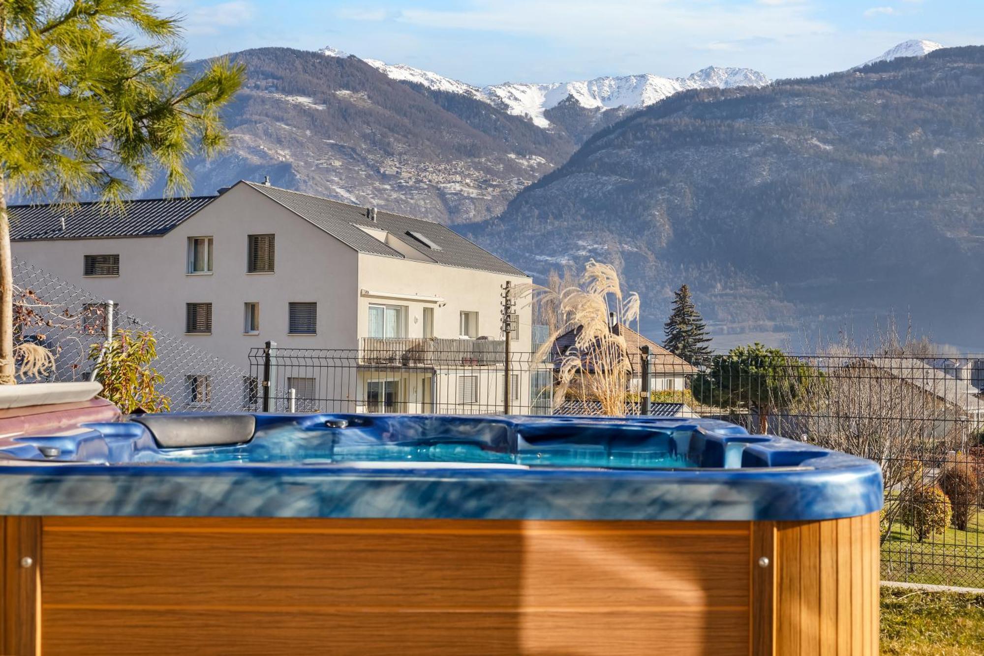 Villa Mitoyenne Proche Des Bains - B4 *